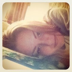 Meet your Posher, Janies